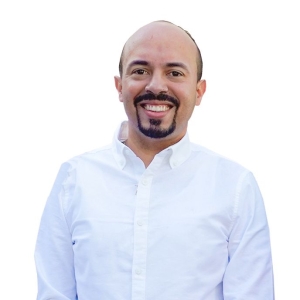 Lic. C&eacute;sar Emmanuel Cerda Minaya