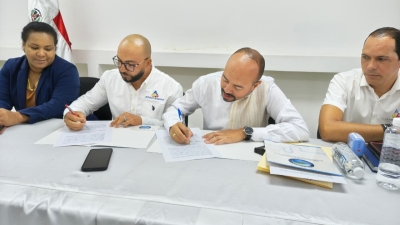 CORAMON formaliza alianza estratégica con la unión de juntas de vecinos de Bonao